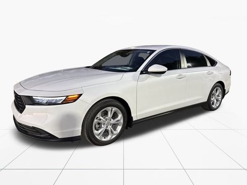 New 2025 Honda Accord LX image 3