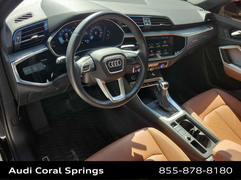 Certified 2023 Audi Q3 2.0T Premium w/ Convenience Package AWD/4WD image 10