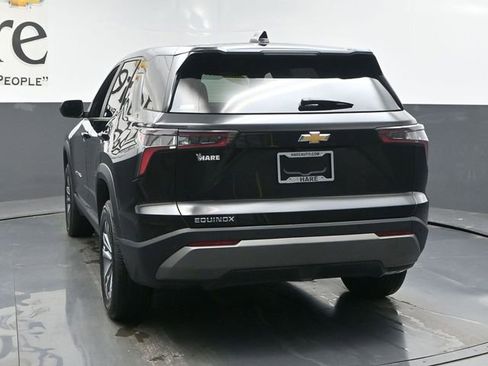 Used 2025 Chevrolet Equinox LT image 35