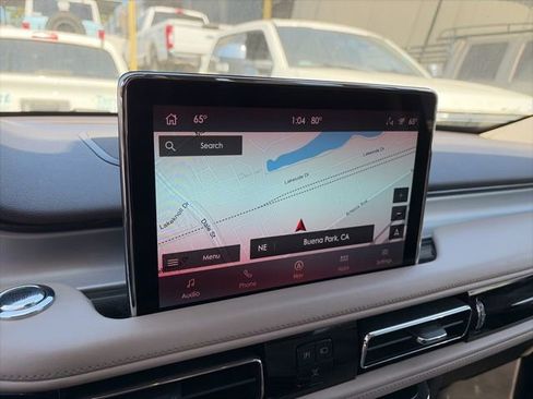 Used 2023 Lincoln Aviator AWD image 18