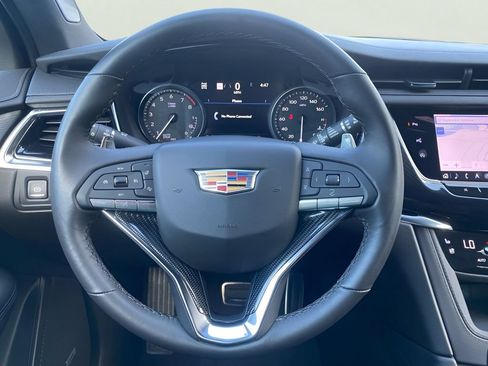 Certified 2025 Cadillac XT6 Sport w/ Technology Package AWD/4WD image 20
