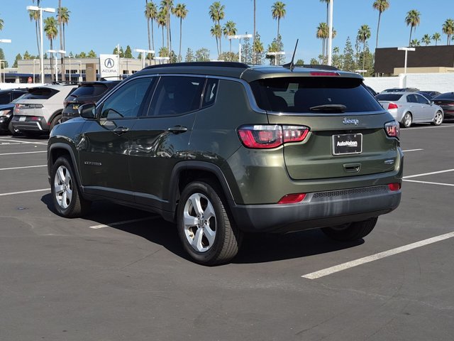 Used 2018 Jeep Compass Latitude w/ Popular Equipment Group FWD image 8
