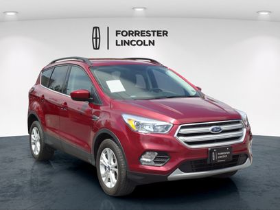 Used 2018 Ford Escape SE w/ SE Sync 3 Package