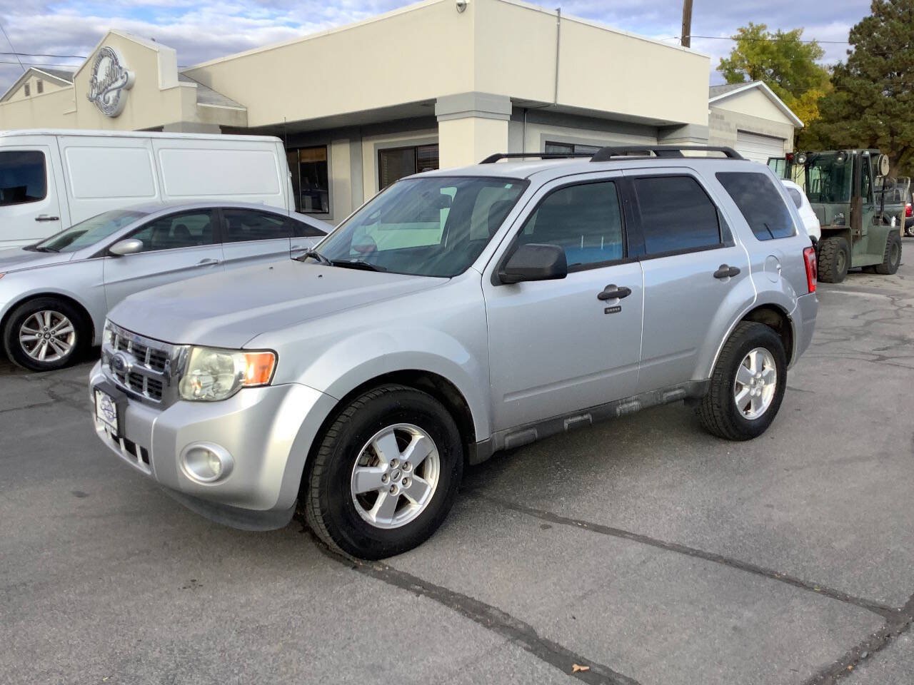 Used 2012 Ford Escape XLT FWD image 1