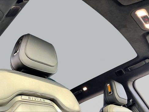 Used 2023 Rivian R1T Adventure Dual AWD/4WD image 27