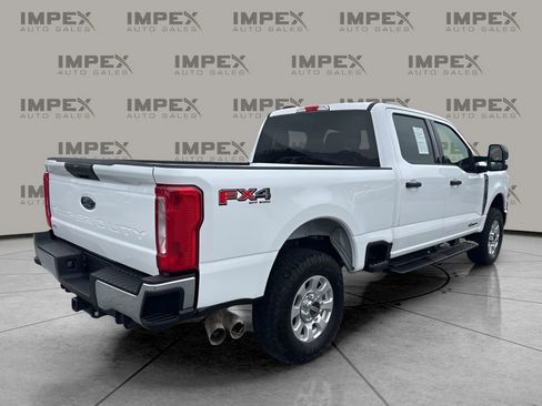 Used 2024 Ford F250 XLT w/ FX4 Off-Road Package image 5