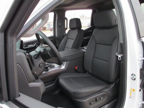 New 2026 GMC Sierra 1500 SLT w/ SLT Premium Plus Package image 12