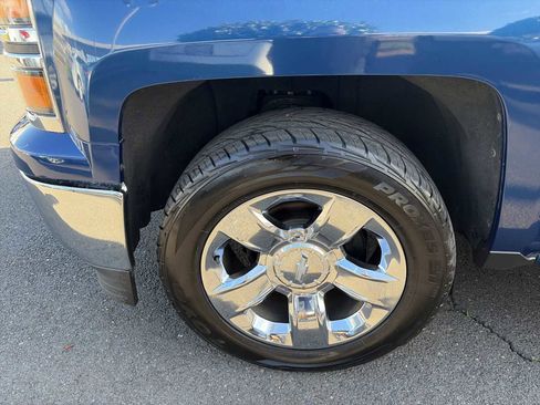 Used 2015 Chevrolet Silverado 1500 LTZ Z71 w/ LTZ Plus Package image 18