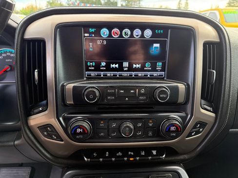 Used 2019 GMC Sierra 3500 Denali w/ Duramax Plus Package image 21