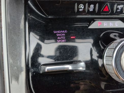 Used 2022 Jeep Wagoneer Series I w/ Premium Group I image 23