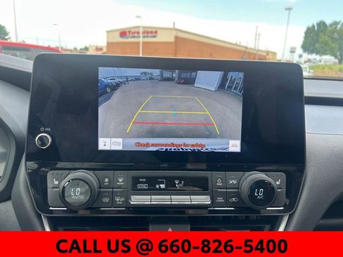 Certified 2024 Toyota Grand Highlander AWD image 16