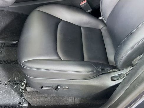 Used 2023 Tesla Model Y Long Range image 18