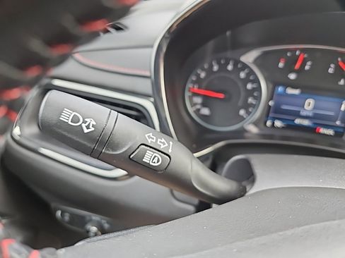 Used 2022 Chevrolet Equinox RS image 14