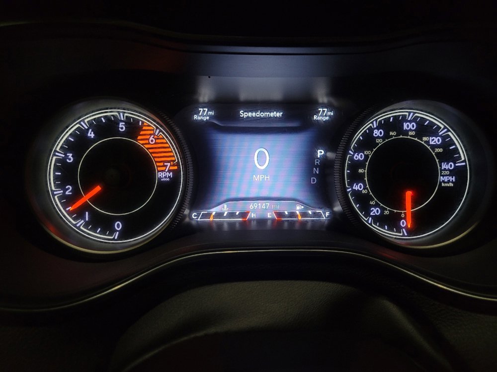 Used 2019 Jeep Cherokee Limited AWD/4WD image 23
