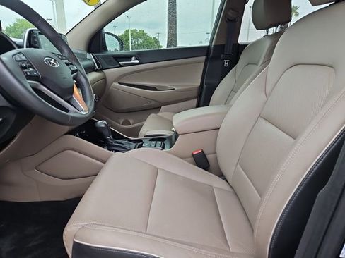 Used 2020 Hyundai Tucson Limited FWD image 15