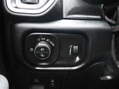 Used 2020 RAM 1500 Big Horn image 28