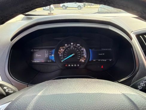 Used 2024 Ford Edge SEL w/ Convenience Package AWD/4WD image 16