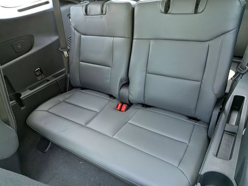 New 2026 Ford Explorer Active w/ Active Comfort Package AWD/4WD image 21