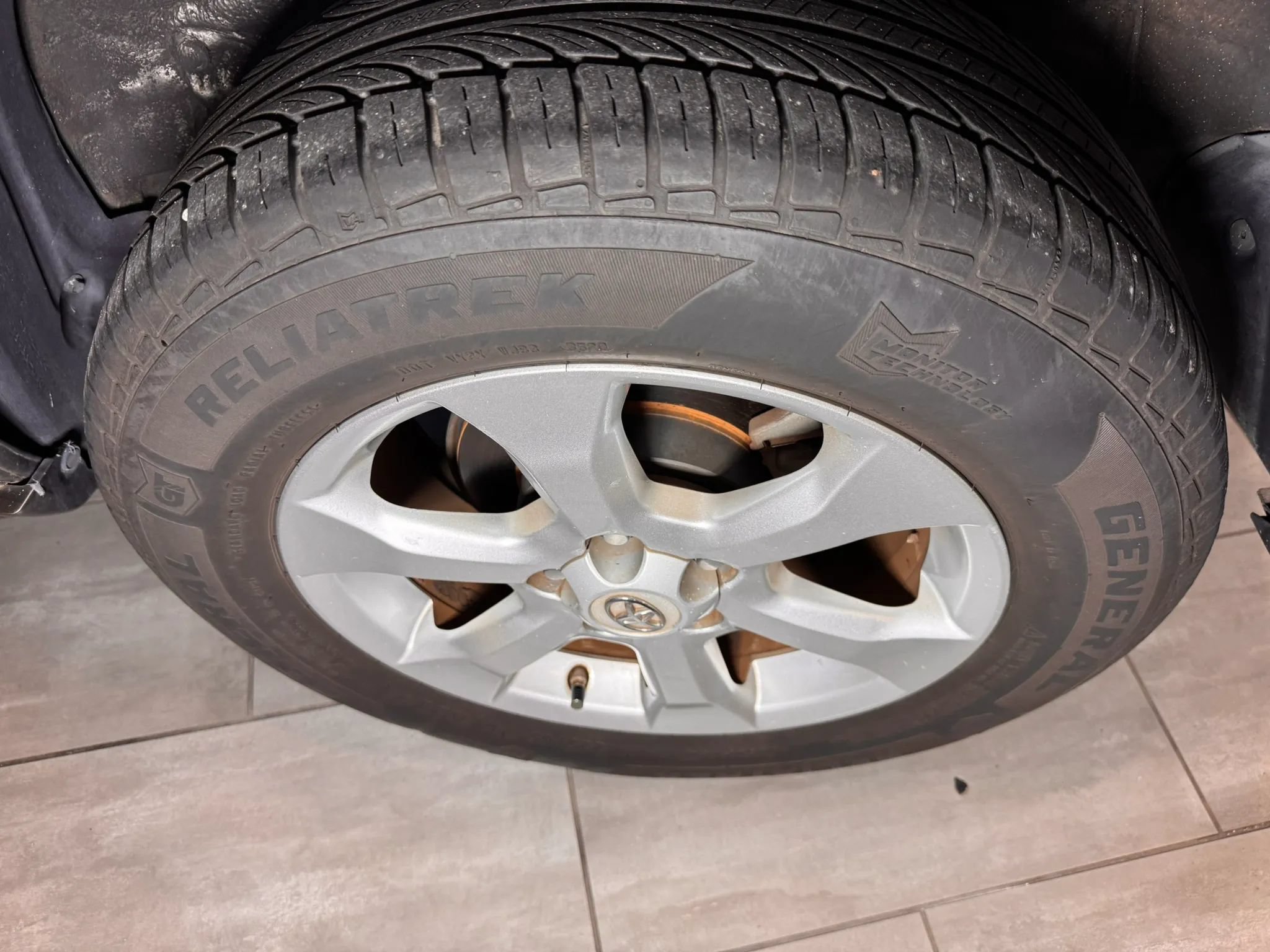 Used 2010 Toyota RAV4 Limited FWD image 37