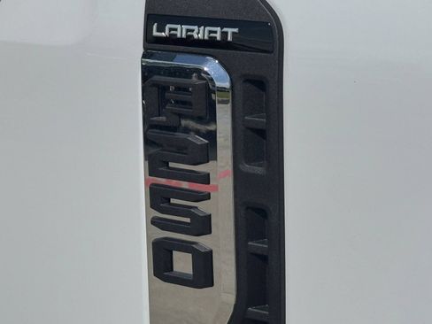 New 2026 Ford F250 Lariat w/ Tremor Off-Road Package AWD/4WD image 8