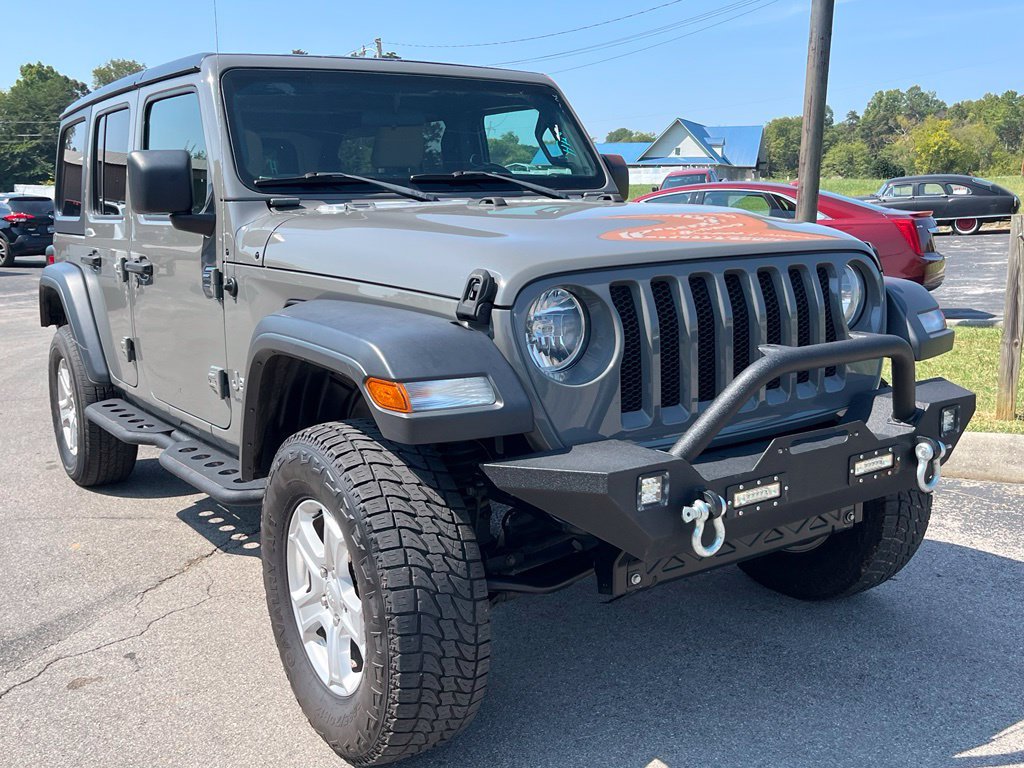 Used 2019 Jeep Wrangler Unlimited Sport S AWD/4WD image 2