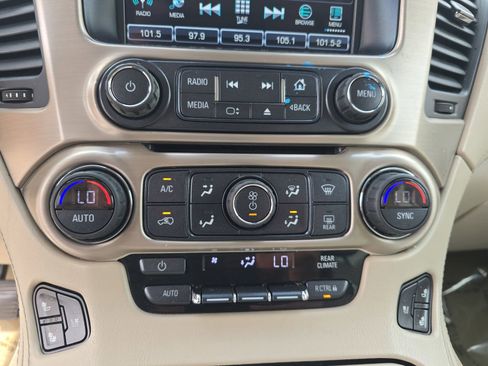 Used 2017 GMC Yukon XL Denali w/ Open Road Package AWD/4WD image 22