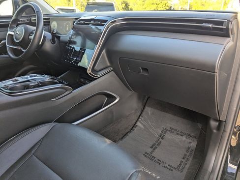 Used 2023 Hyundai Tucson Limited image 10