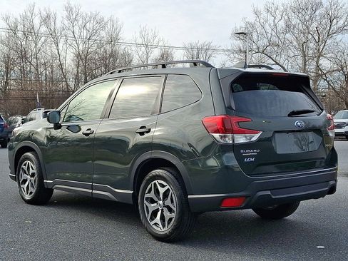 Certified 2023 Subaru Forester Premium image 2