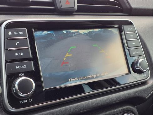 Used 2021 Nissan Versa S image 17