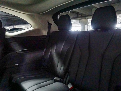 Used 2023 Acura MDX FWD image 20