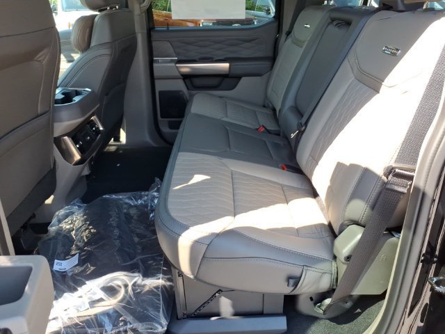 New 2027 Ford F350 Platinum w/ Platinum Plus Package AWD/4WD image 20