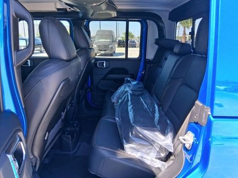 New 2026 Jeep Gladiator Sport image 21