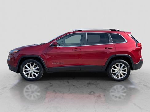 Used 2014 Jeep Cherokee Limited w/ Technology Group AWD/4WD image 3