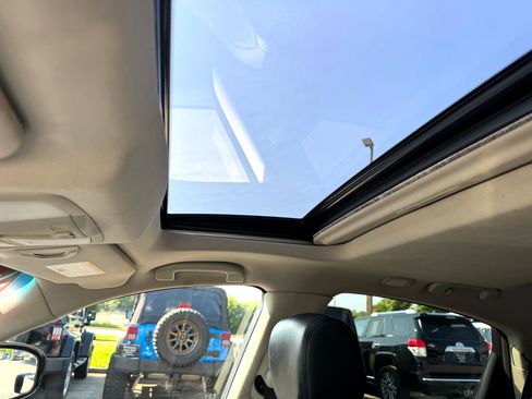 Used 2016 INFINITI QX70 AWD image 16