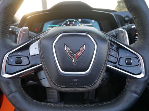 Used 2023 Chevrolet Corvette Stingray Premium Conv w/ Z51 Performance Package RWD image 18