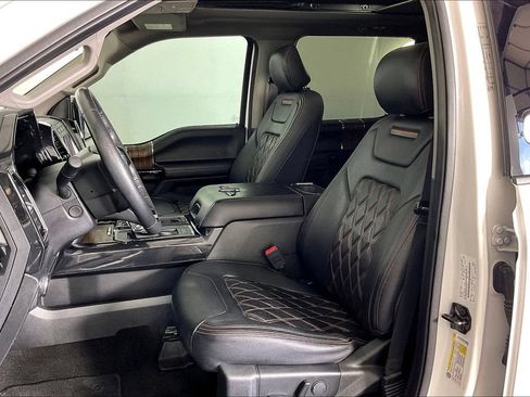 Used 2019 Ford F150 Lariat w/ Equipment Group 502A Luxury AWD/4WD image 32