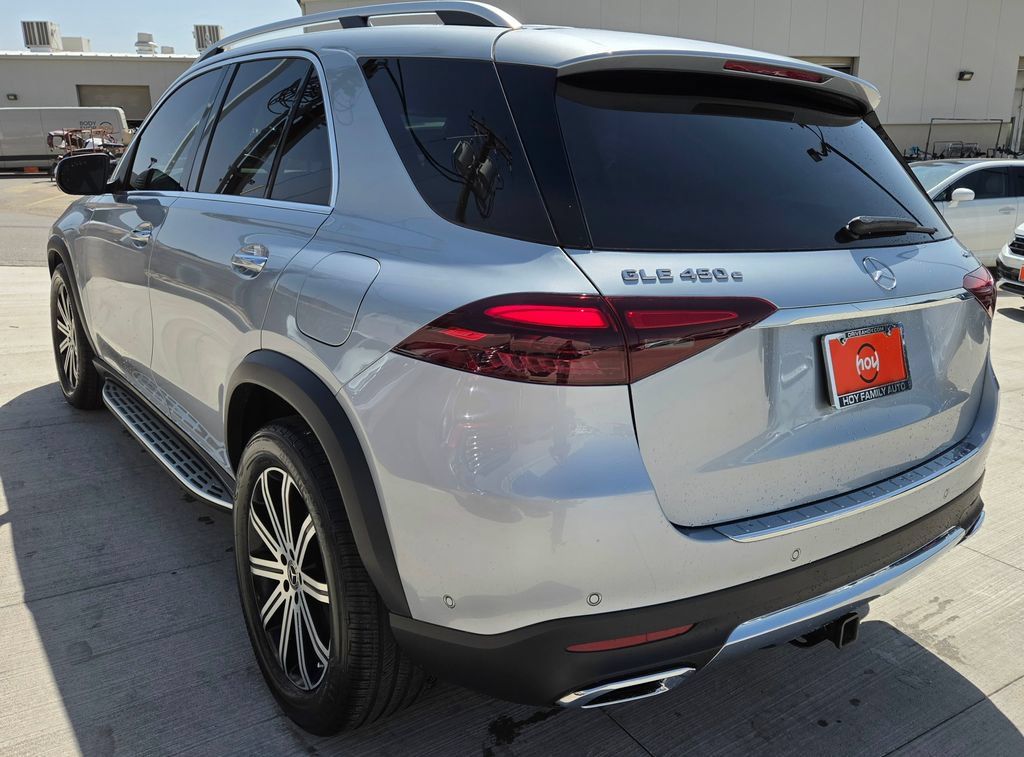 Used 2025 Mercedes-Benz GLE 450e 4MATIC image 7