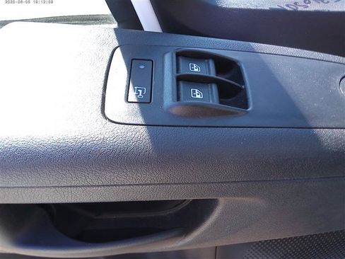 Used 2025 RAM ProMaster 2500 w/ U-Haul Equipment Group FWD image 15