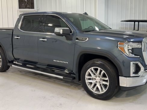 Used 2019 GMC Sierra 1500 SLT w/ SLT Premium Package image 3