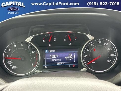 Used 2022 GMC Acadia SLE w/ Driver Convenience Package FWD image 26