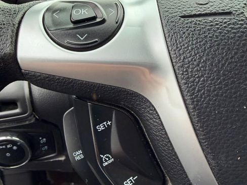 Used 2014 Ford Focus SE w/ SE Winter Package image 19