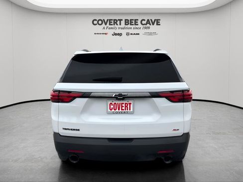 Used 2023 Chevrolet Traverse RS image 5