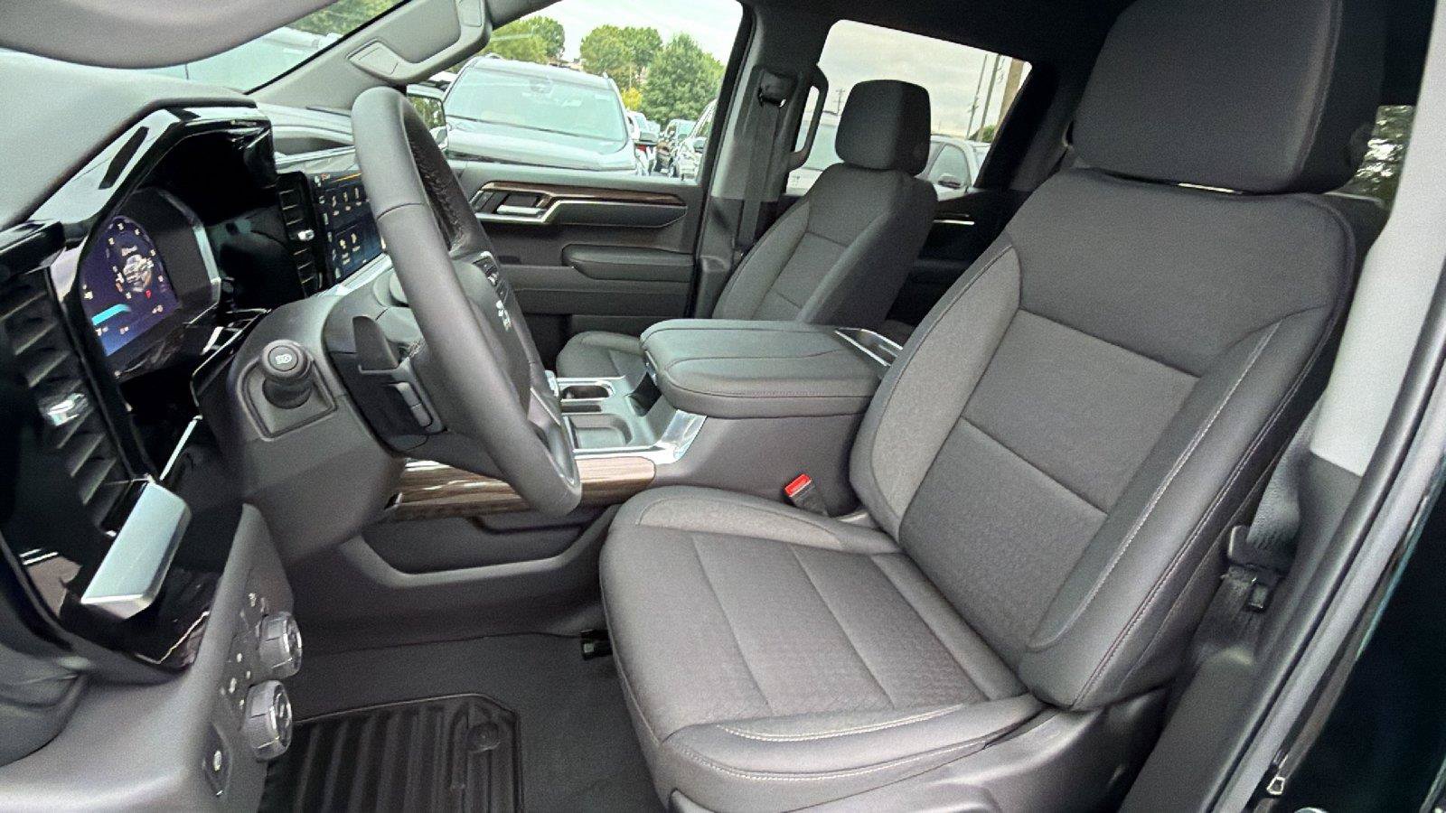 New 2026 Chevrolet Silverado 1500 RST w/ Convenience Package II AWD/4WD image 4