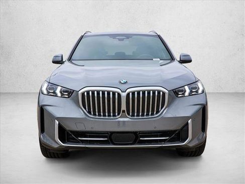 Used 2026 BMW X5 xDrive40i AWD/4WD image 2