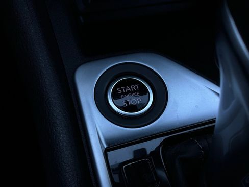 Used 2025 Nissan Sentra SV image 23