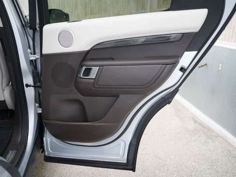 Used 2018 Land Rover Discovery HSE Luxury AWD/4WD image 38