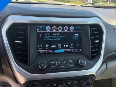 Used 2017 GMC Acadia SLT AWD/4WD image 20