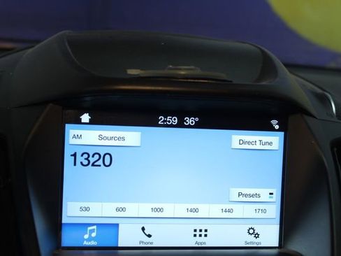 Used 2019 Ford Escape SE image 25