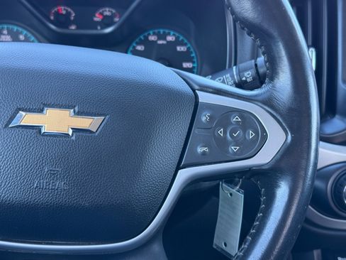 Used 2021 Chevrolet Colorado LT w/ Fleet Safety Package image 27