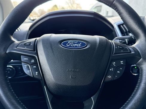 Used 2022 Ford Edge Titanium w/ Equipment Group 301A image 22